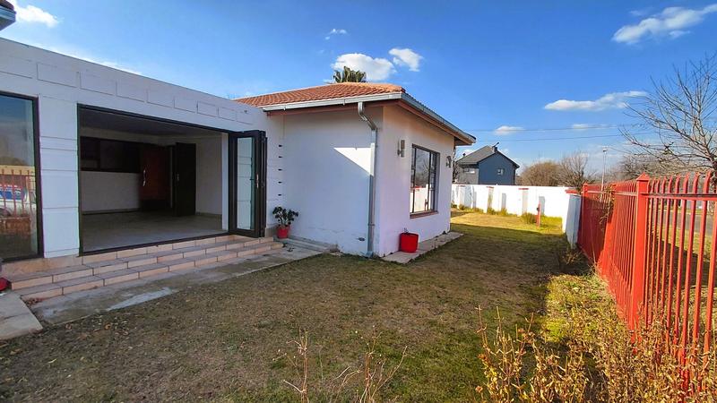 3 Bedroom Property for Sale in Bayswater Free State